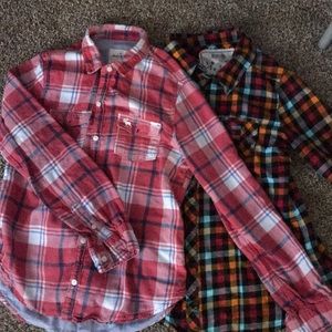 🥑4/$20 Two XL girls flannel shirts